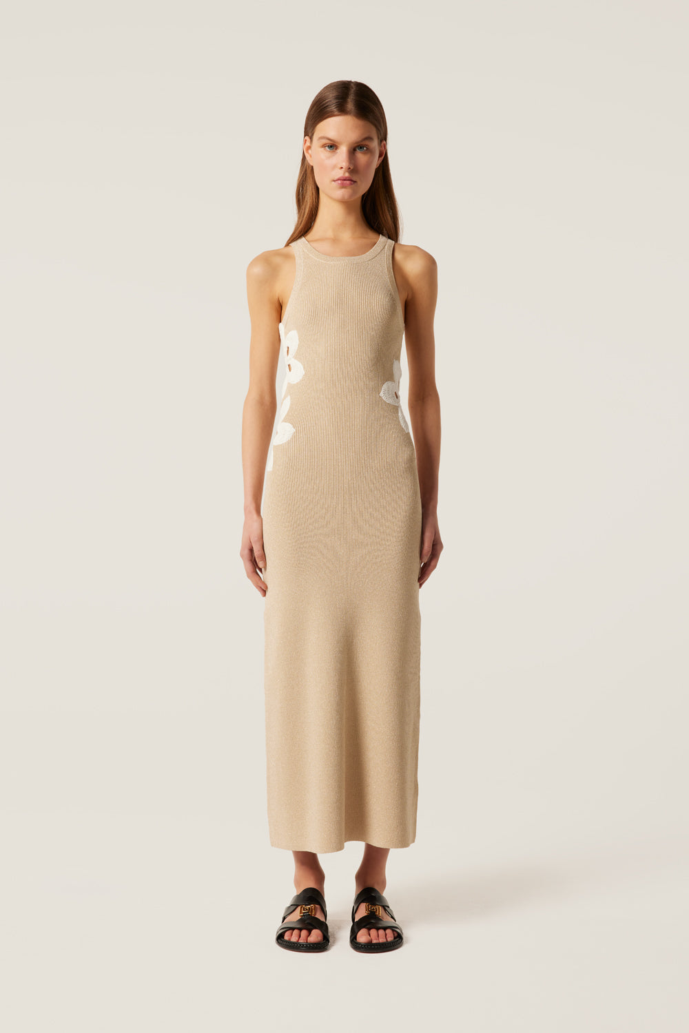 Robe en maille avec fleurs