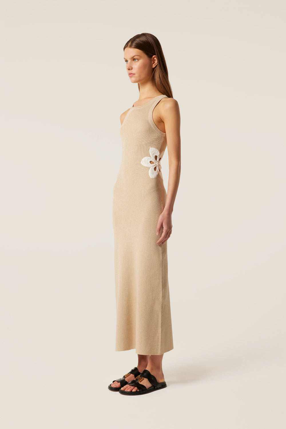 Robe en maille avec fleurs