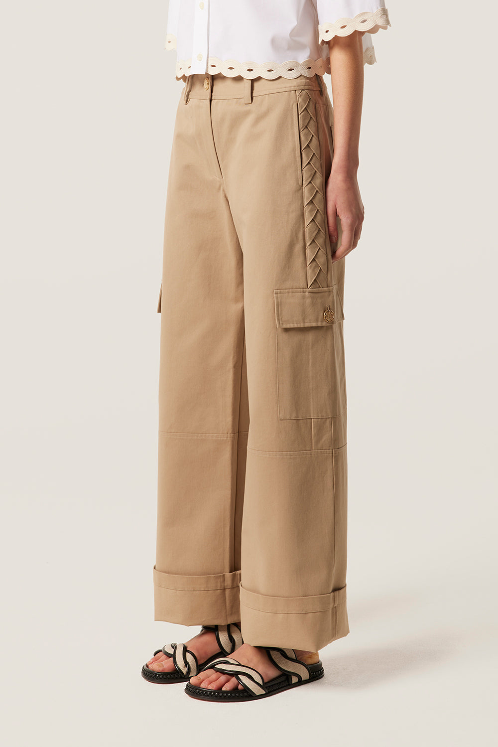 Pantalon cargo à tresses