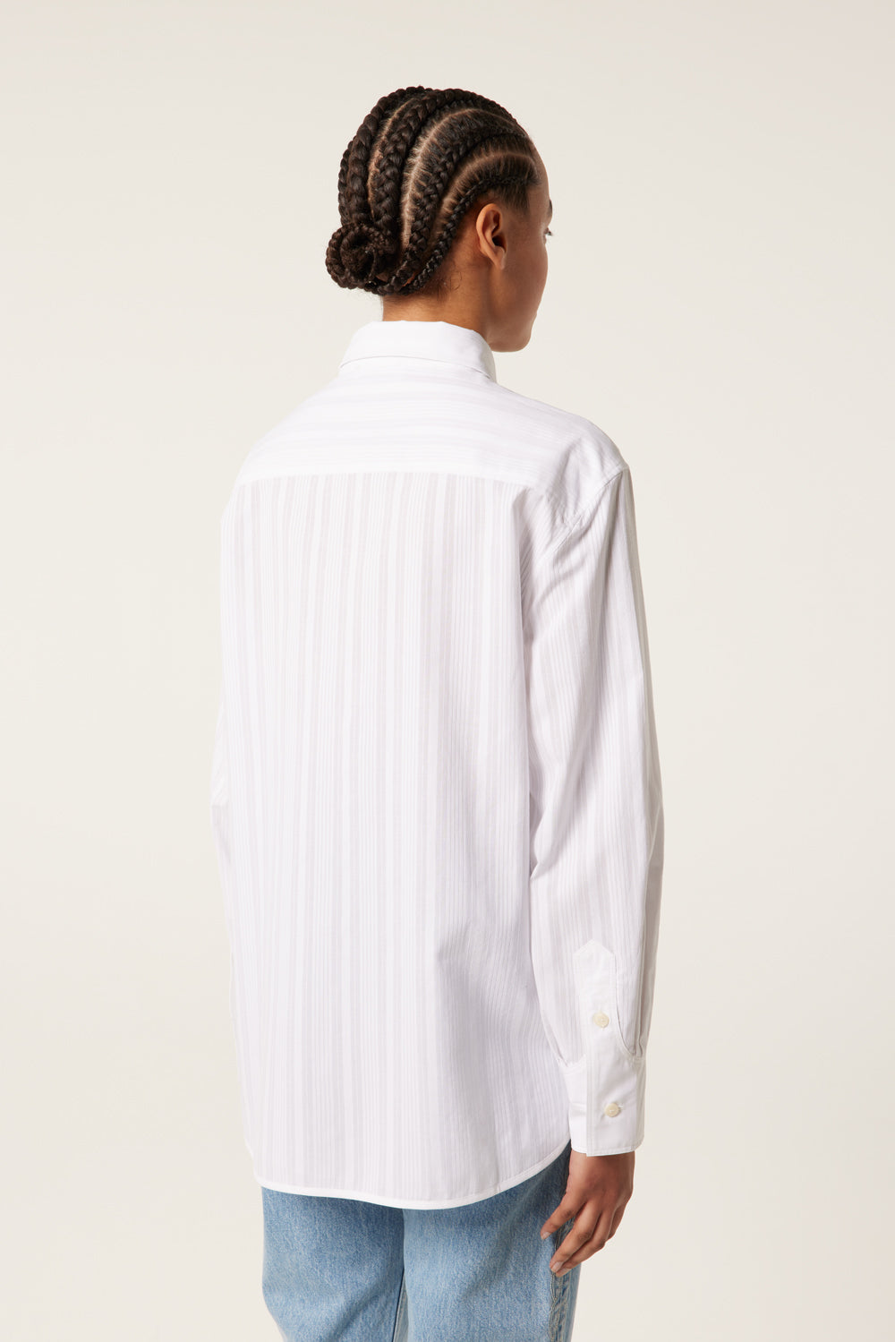 Asymmetrical loose shirt
