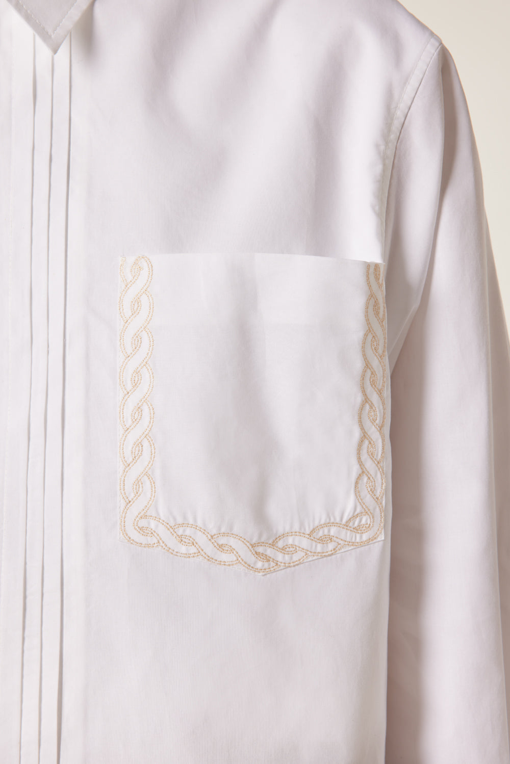 Chemise courte brodée