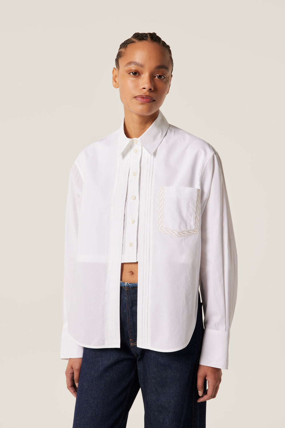 Chemise courte brodée