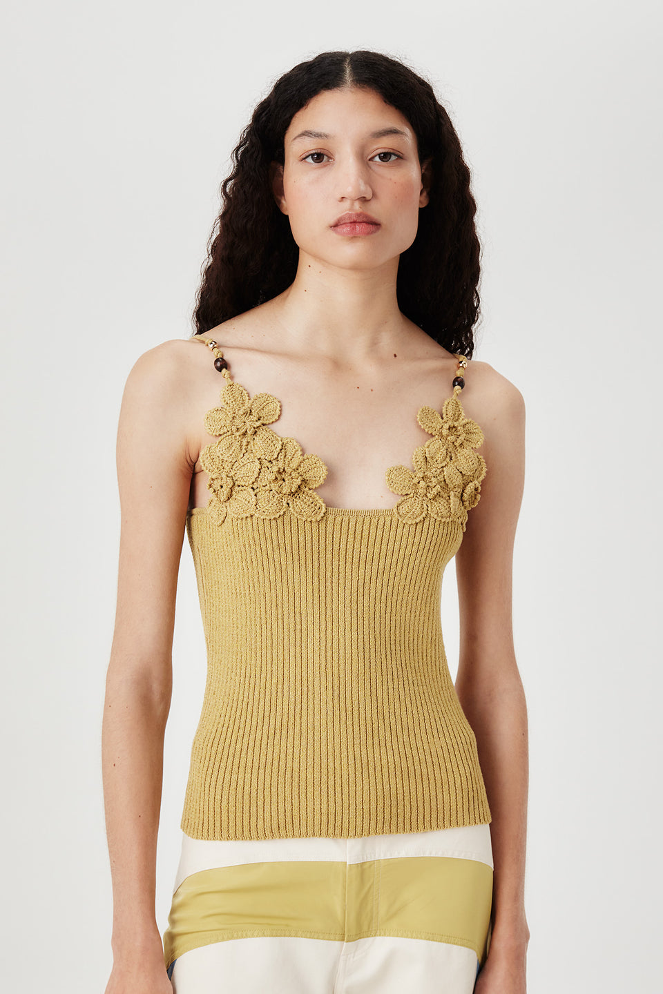 Top en maille à fleurs