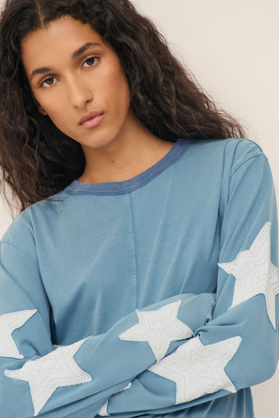 T-shirt à empiècement étoiles