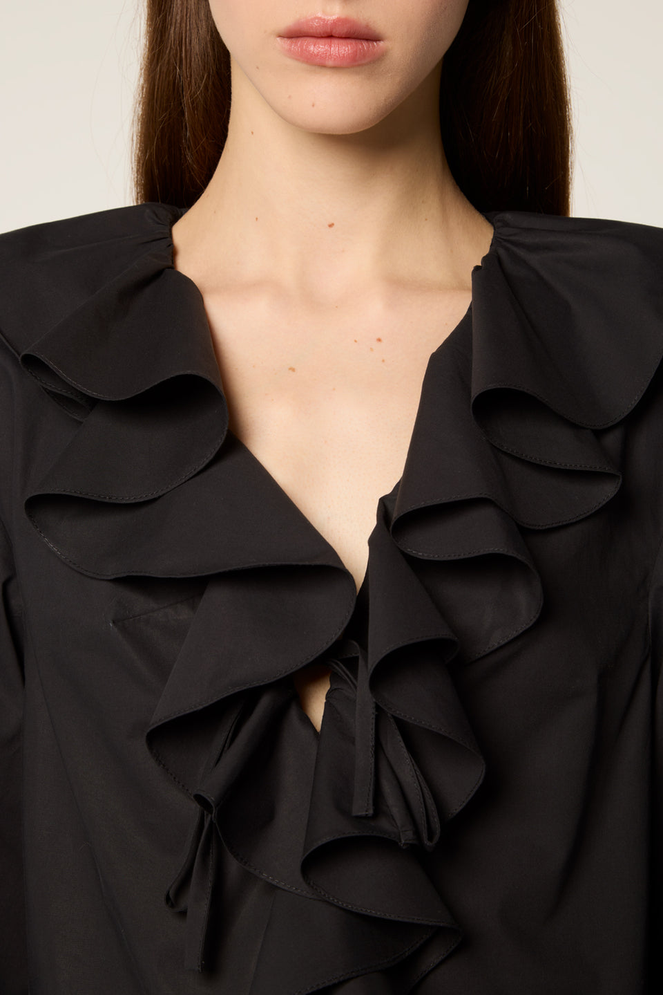 Chemise courte à volants