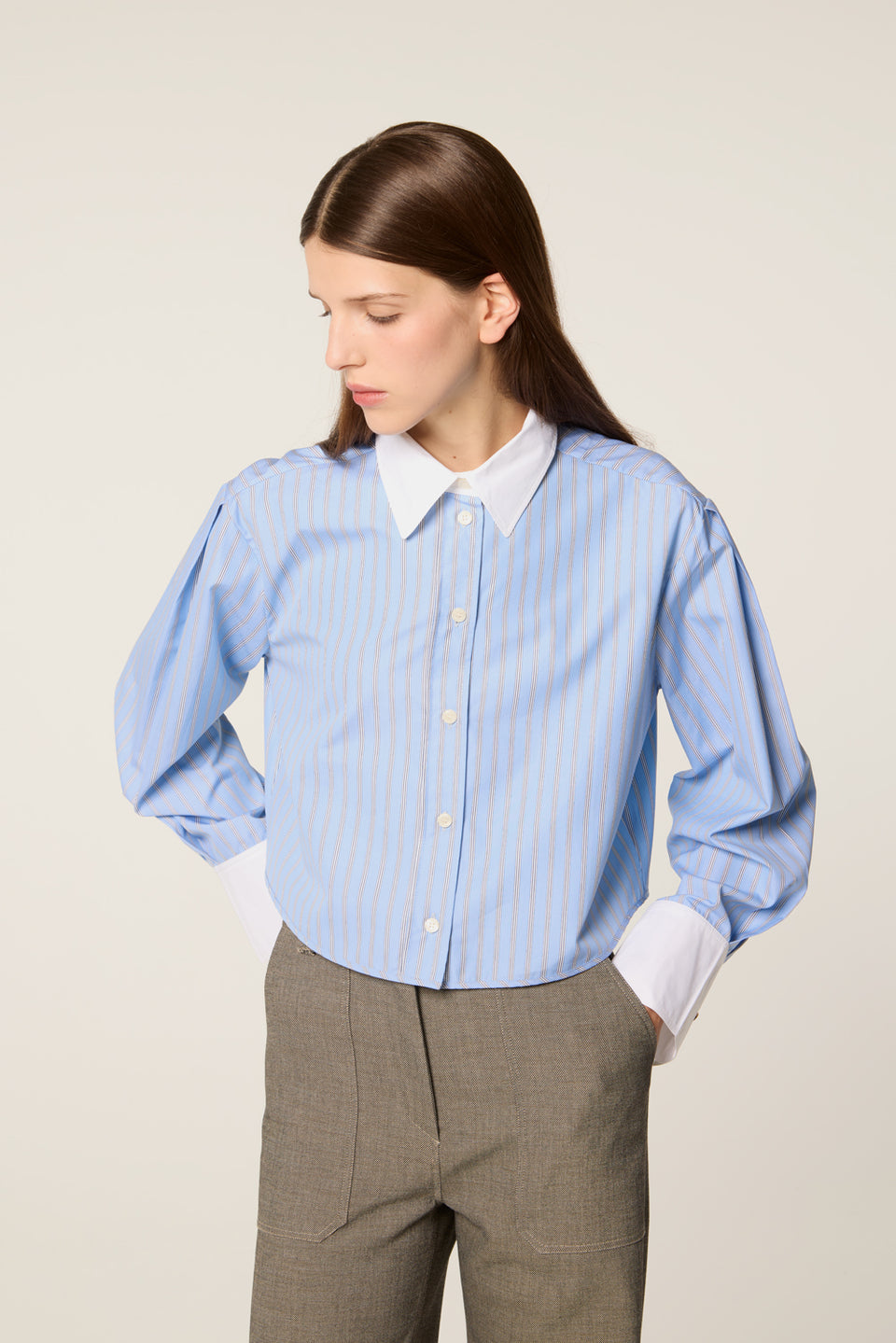 Chemise courte à cravate