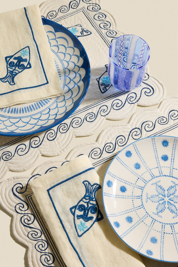 Serviette de table brodée poisson