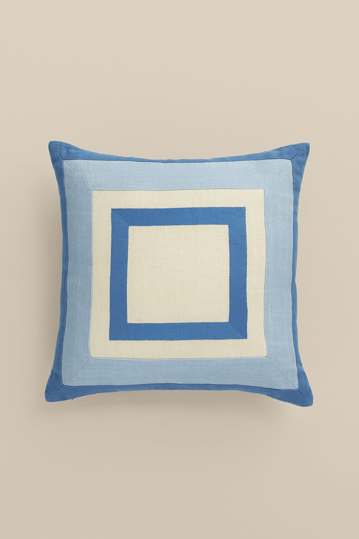 Coussin en lin brodé