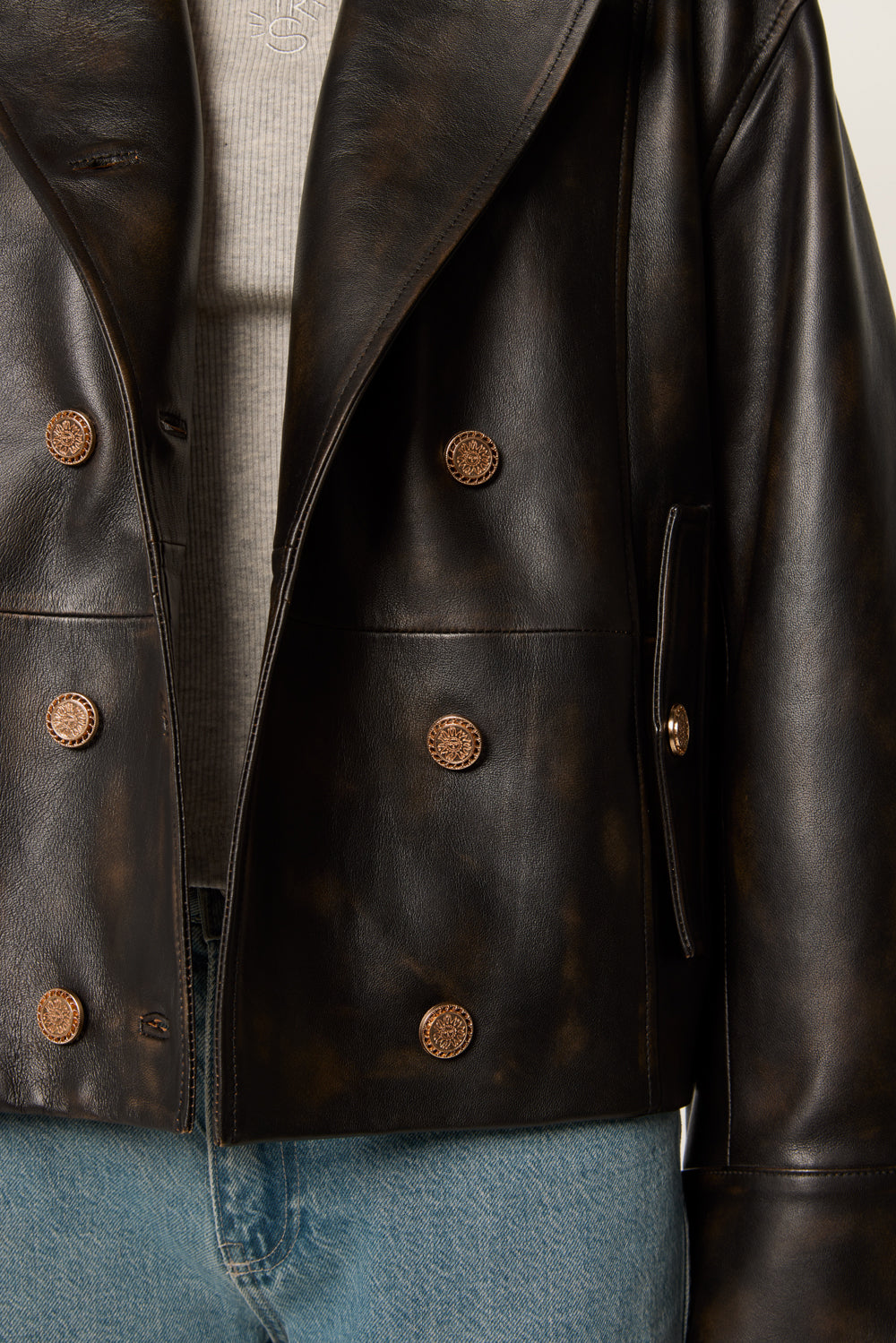 Veste en cuir à double boutonnage
