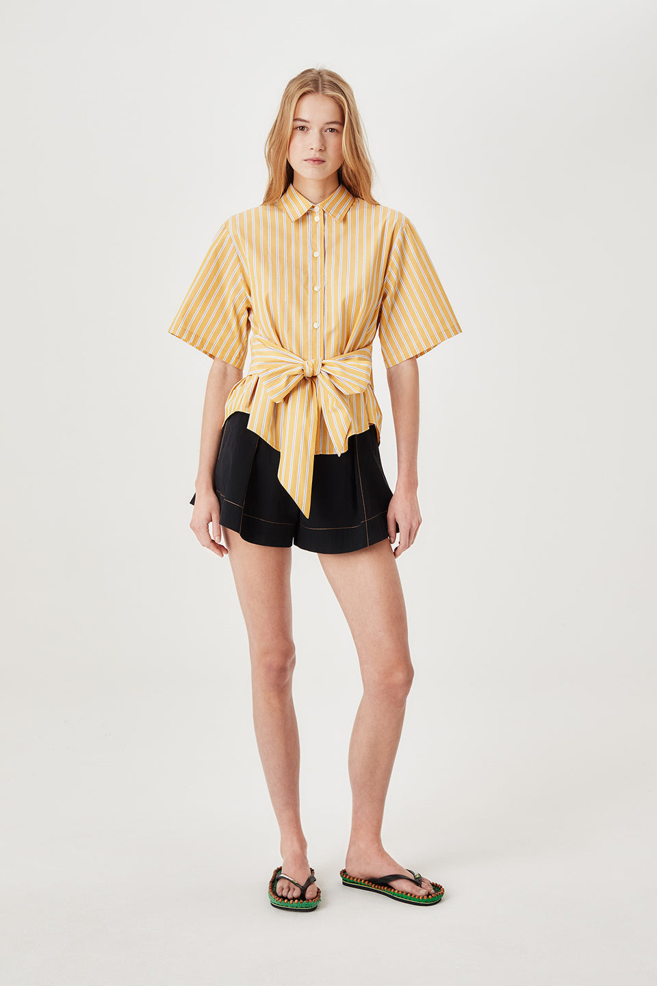 Chemise manches courtes à nouer devant