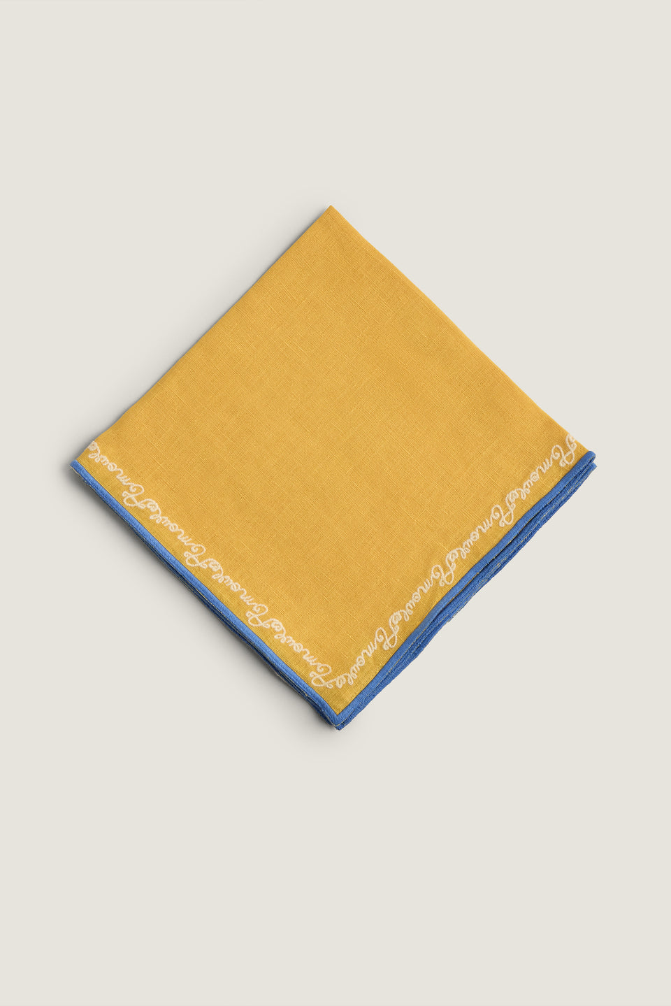 Serviette de table miel brodée Amour