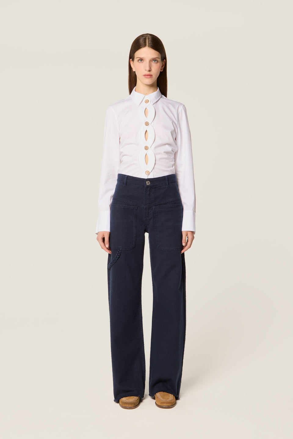 Chemise courte à ouverture tresse