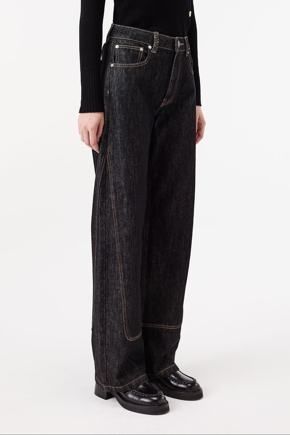 Anthracite denim with contrast topstitching