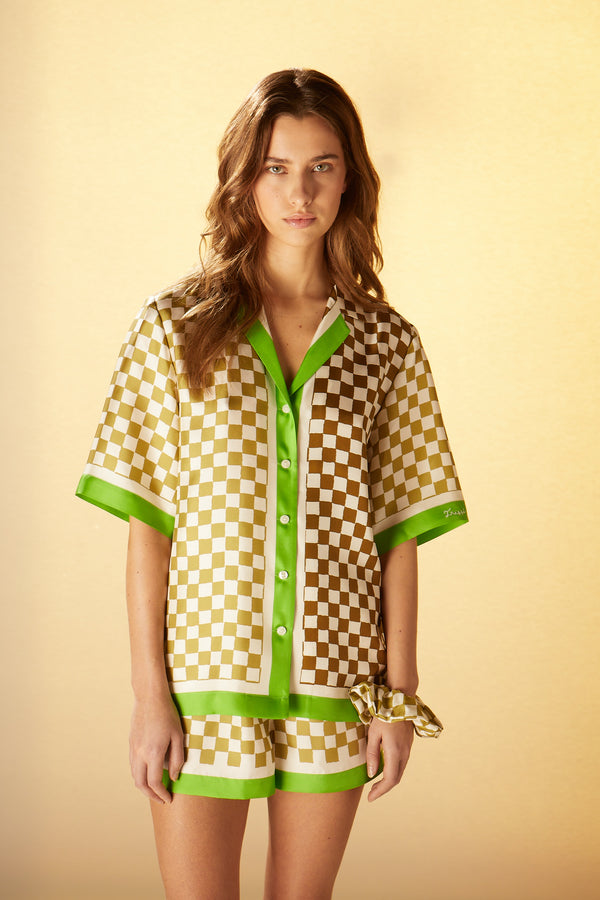 Chemise en soie à damiers