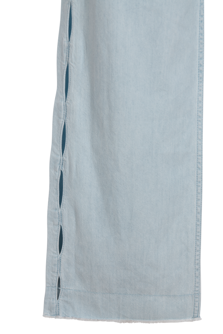 Light canvas denim