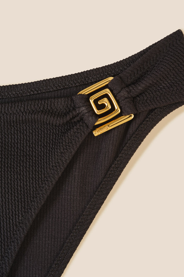 Maillot de bain noir deux-pièces