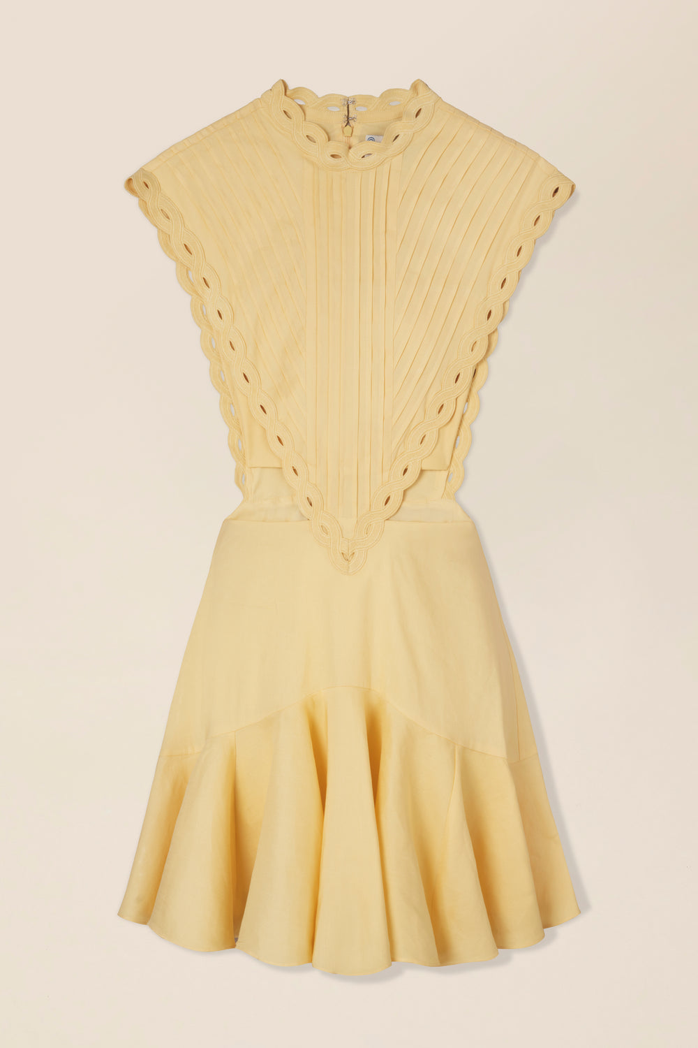 Robe courte à galon tresse