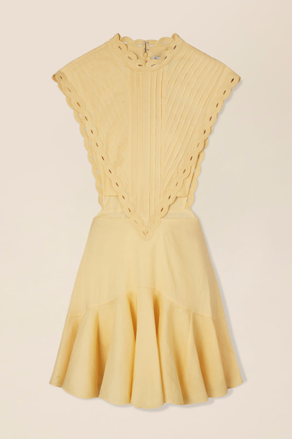 Robe courte à galon tresse