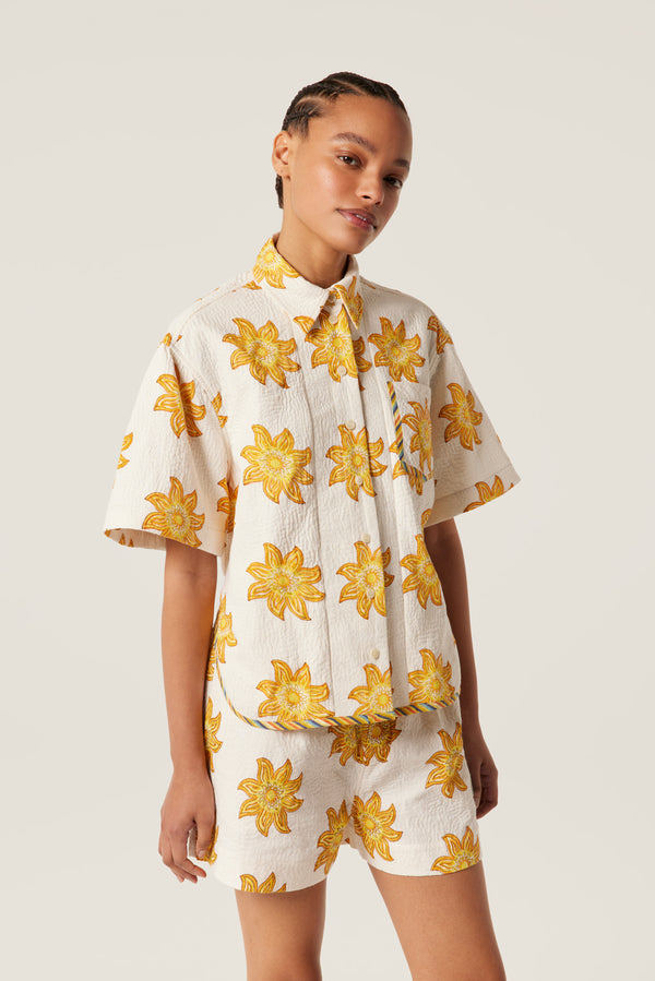 Chemise à motif soleils