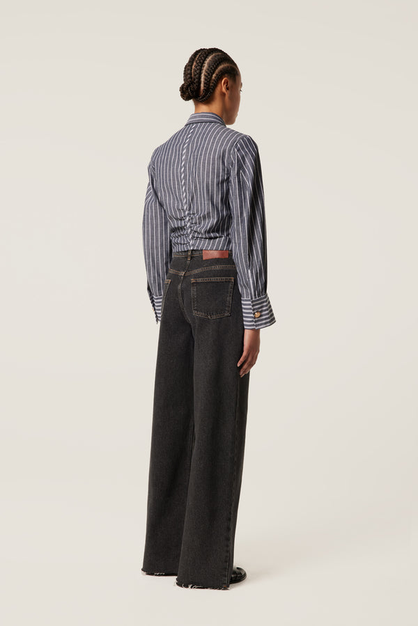 Denim noir délavé