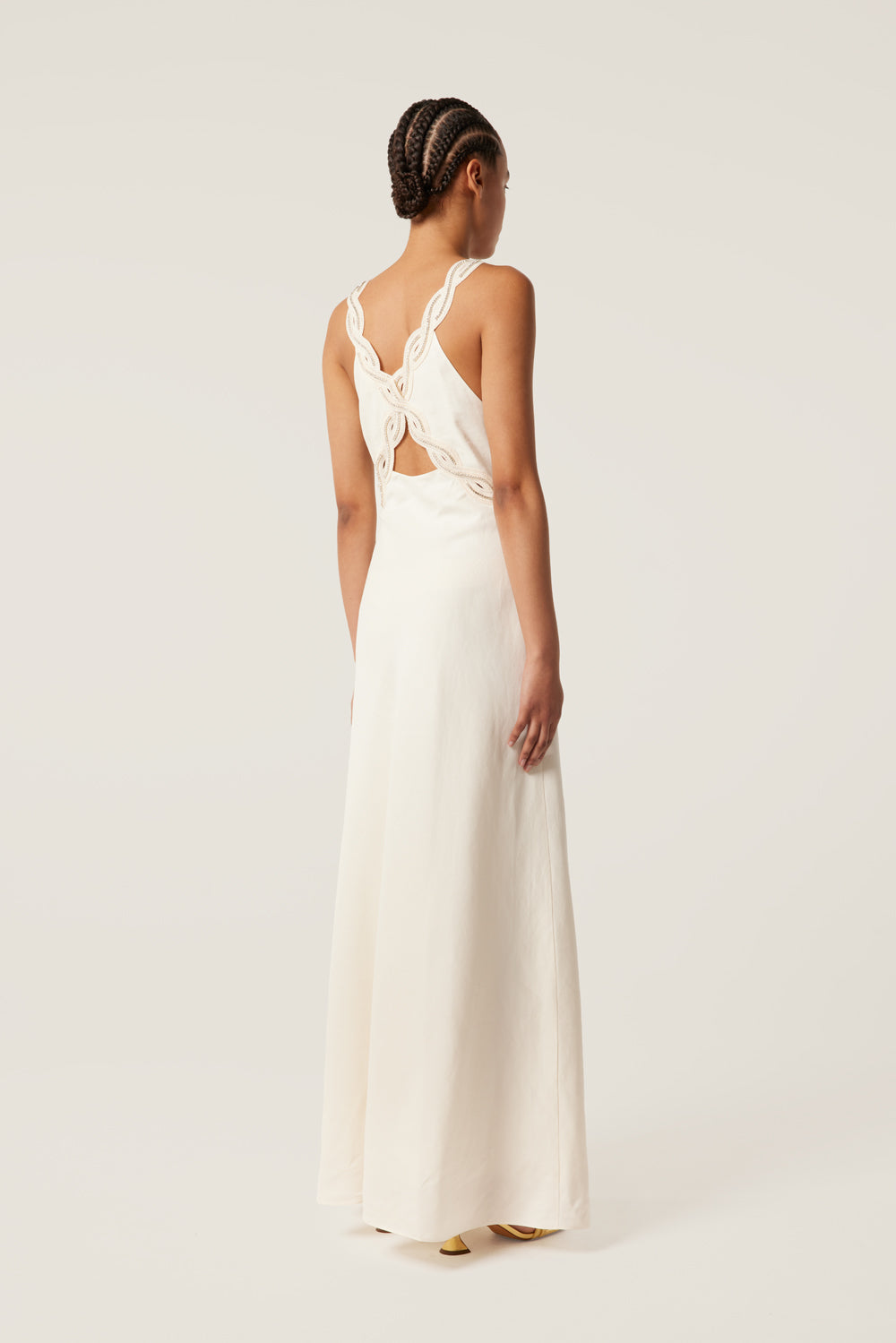 Robe à galon tresse écru