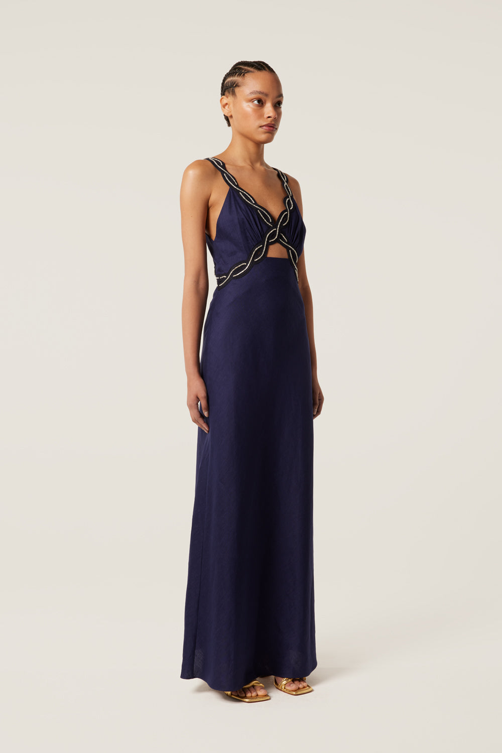 Robe à galon tresse