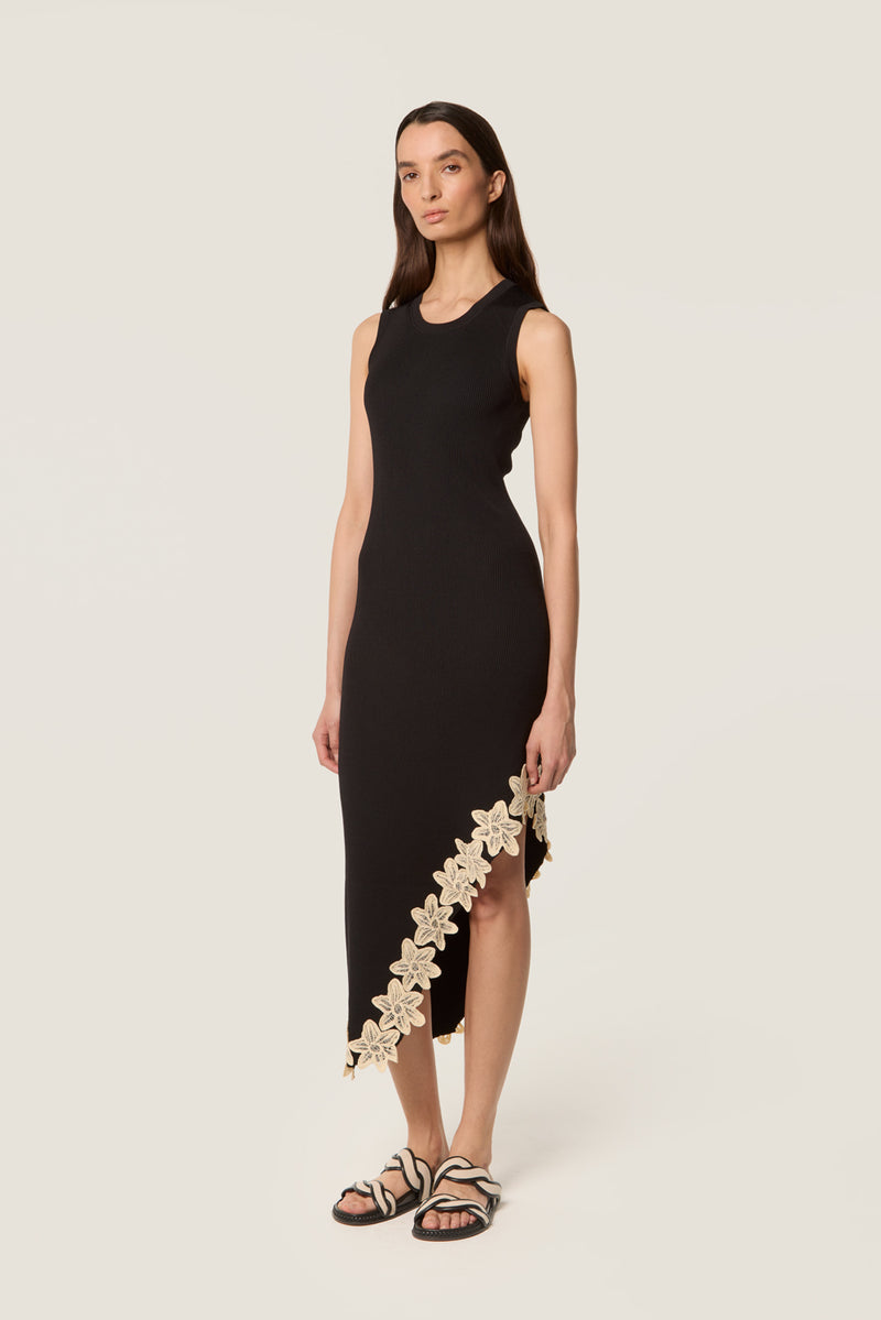 Robe en maille asymétrique