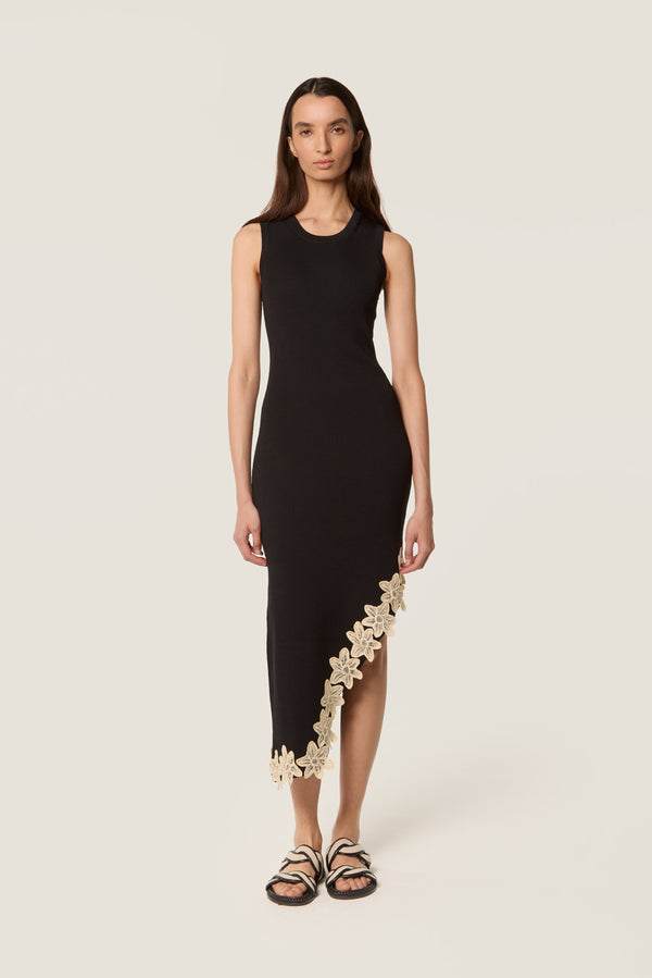 Robe en maille asymétrique