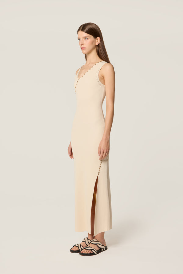 Robe en maille à encolure asymétrique