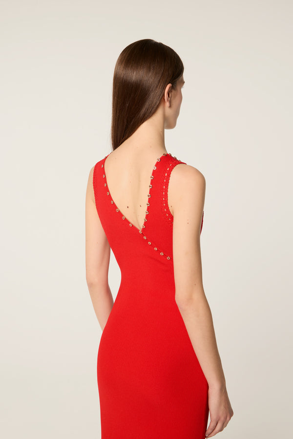 Robe en maille à encolure asymétrique