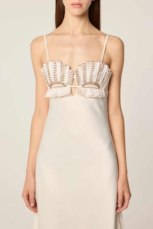 Robe longue en satin