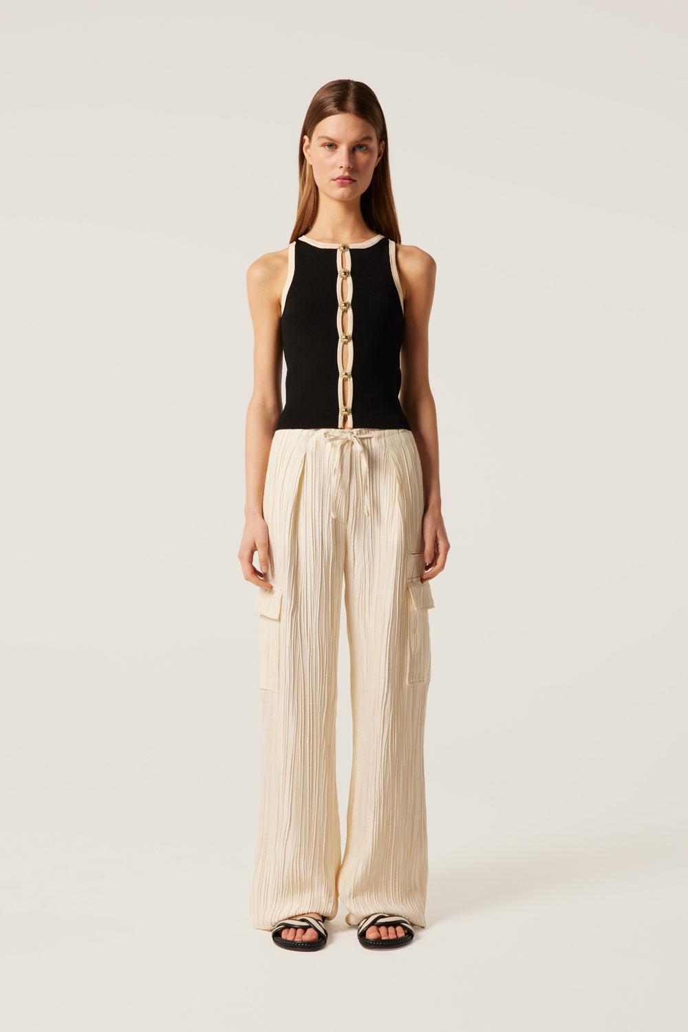 Textured fluid pants