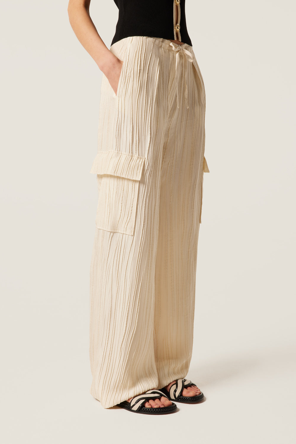 Textured fluid pants