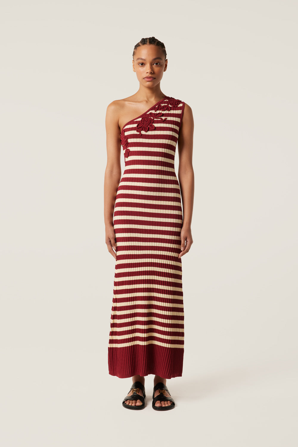 Robe asymétrique à fleur