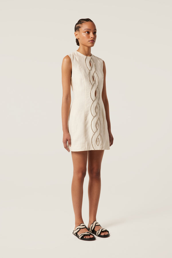 Short ecru braided dress