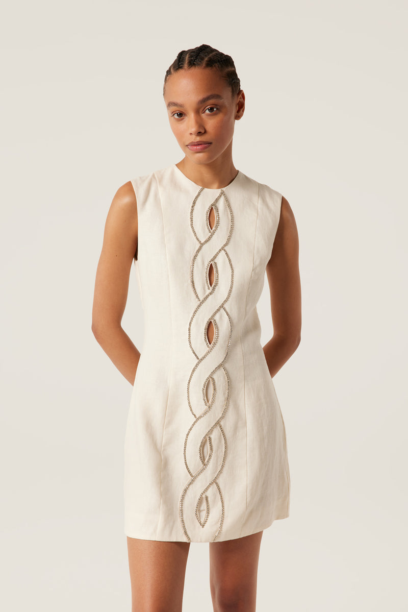 Short ecru braided dress