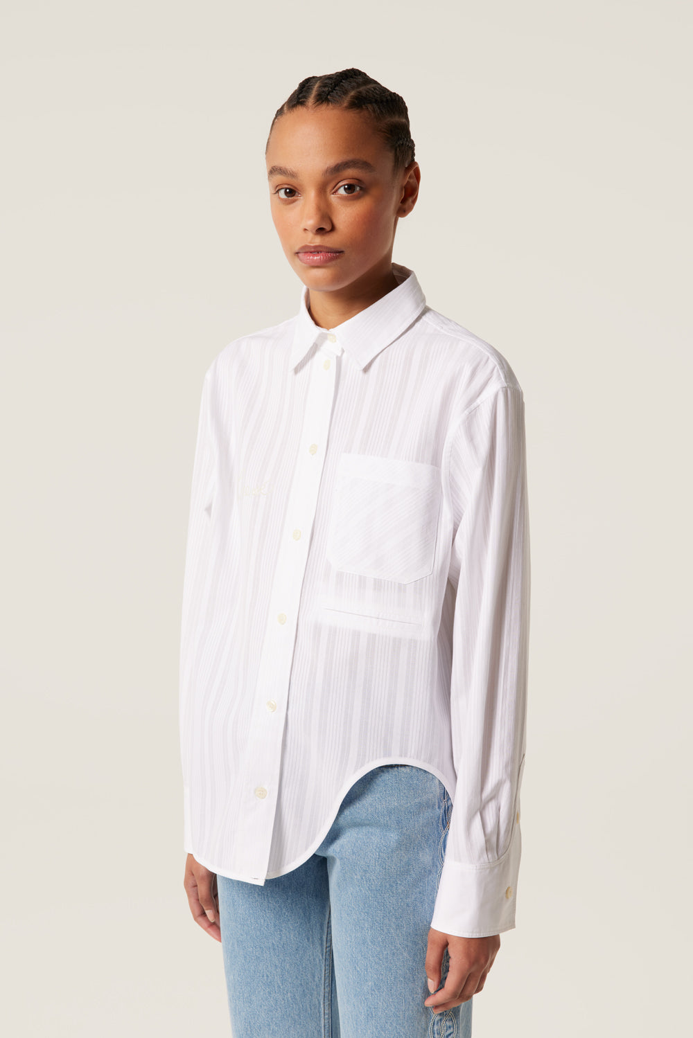 Asymmetrical loose shirt