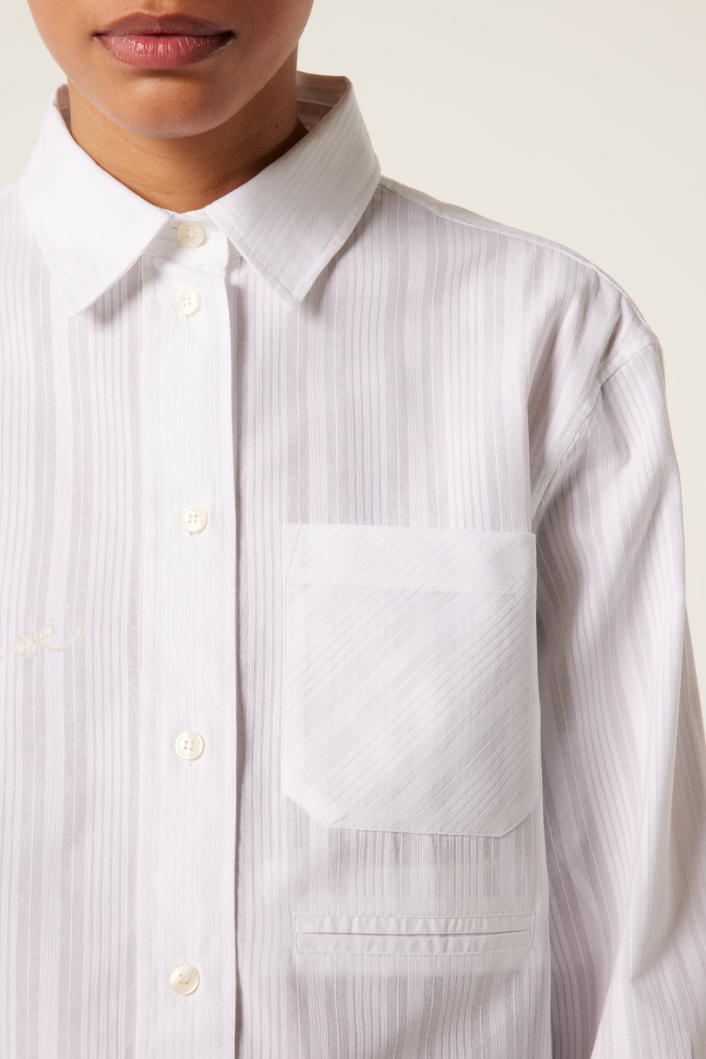 Asymmetrical loose shirt
