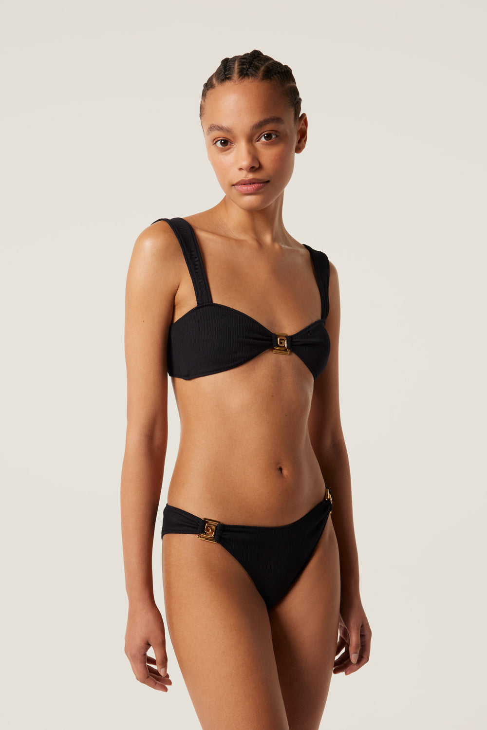 Maillot de bain noir deux-pièces