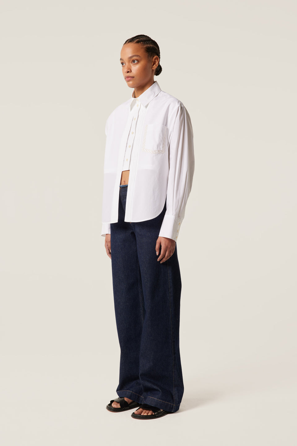 Chemise courte brodée