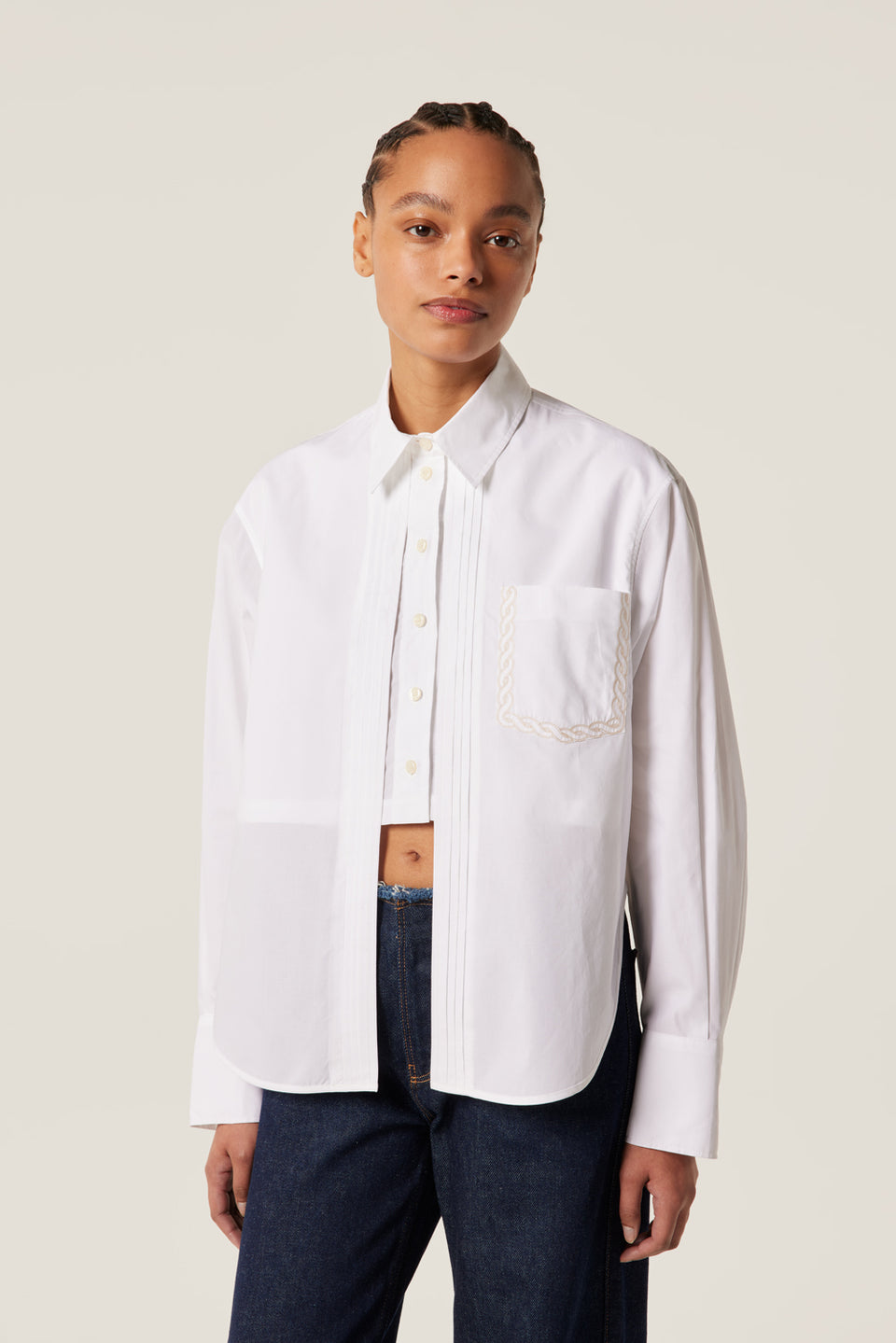 Chemise courte brodée