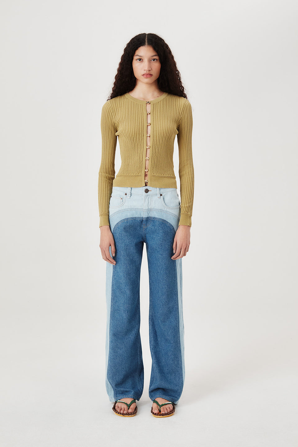 Top en maille à perles dorées