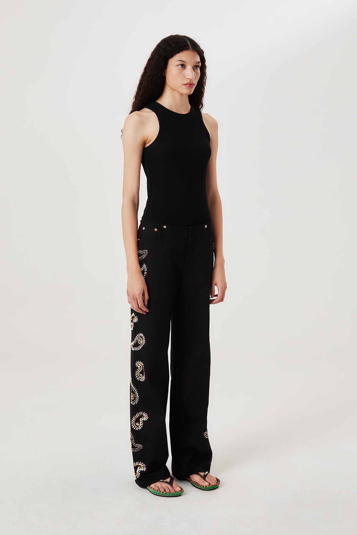 Pantalon brodé
