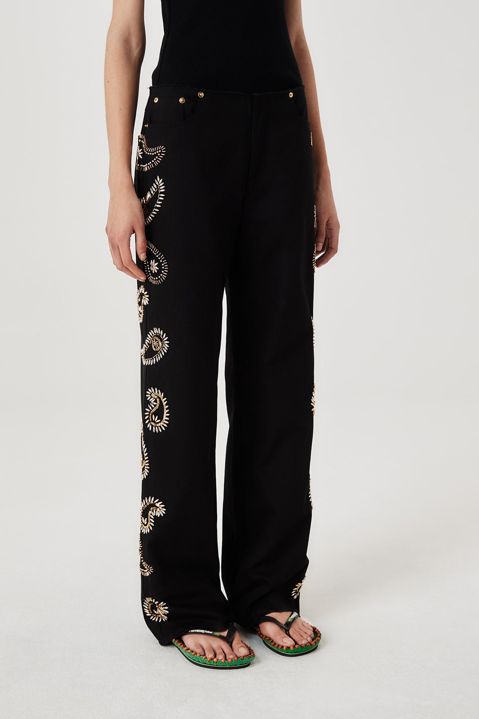 Pantalon brodé