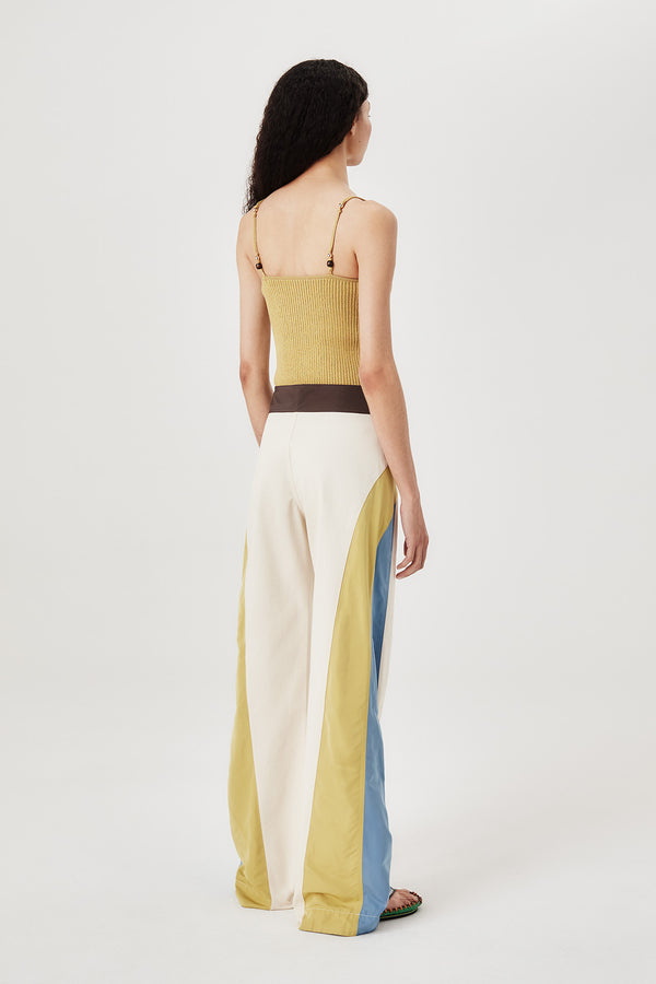 Top en maille à fleurs