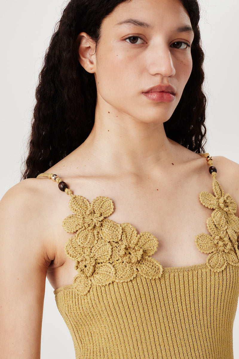 Top en maille à fleurs