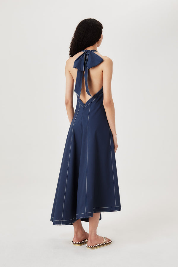 Backless dress