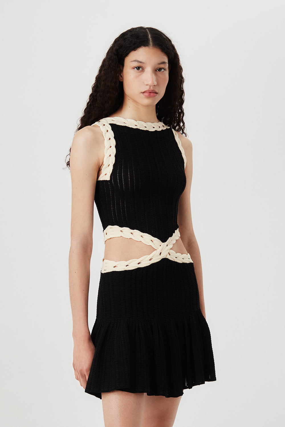 Short two-tone knit dress