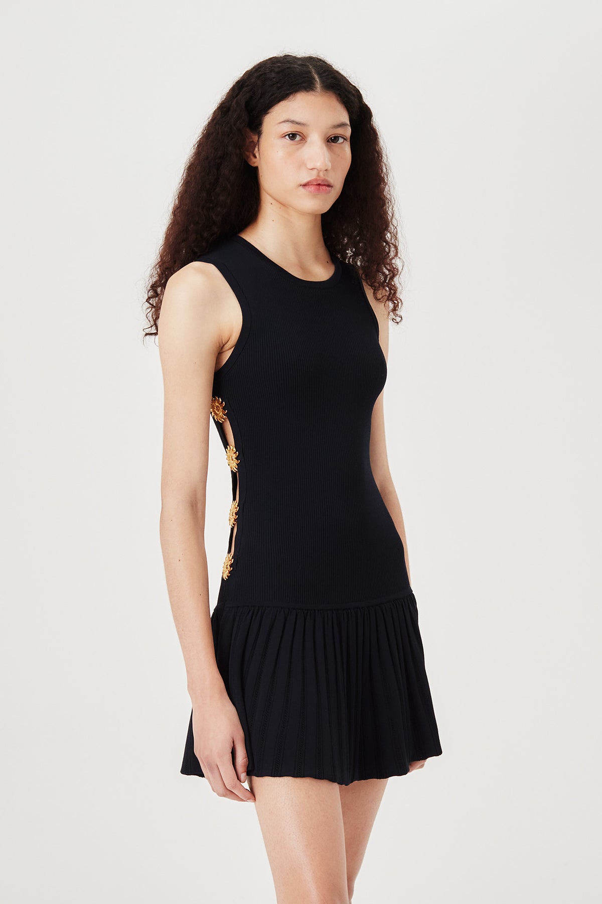Robe courte plissée
