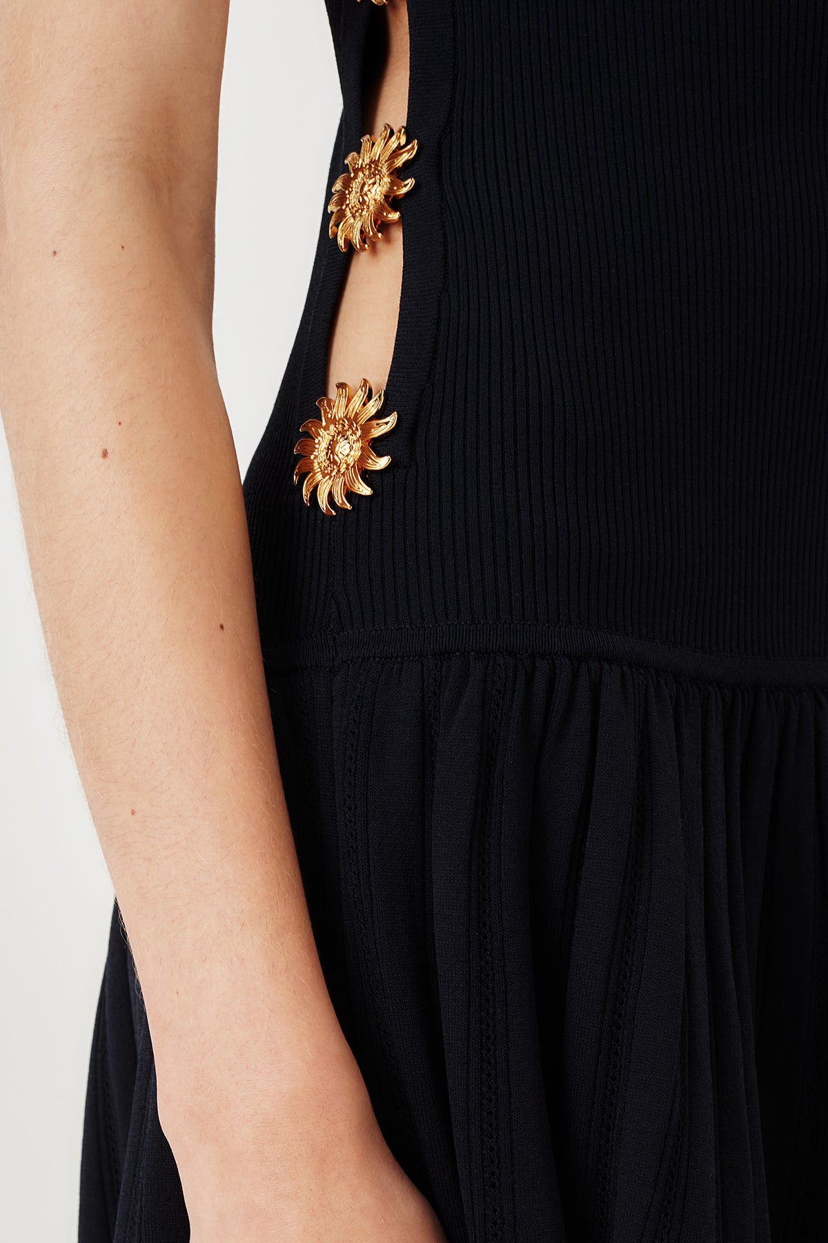Robe courte plissée
